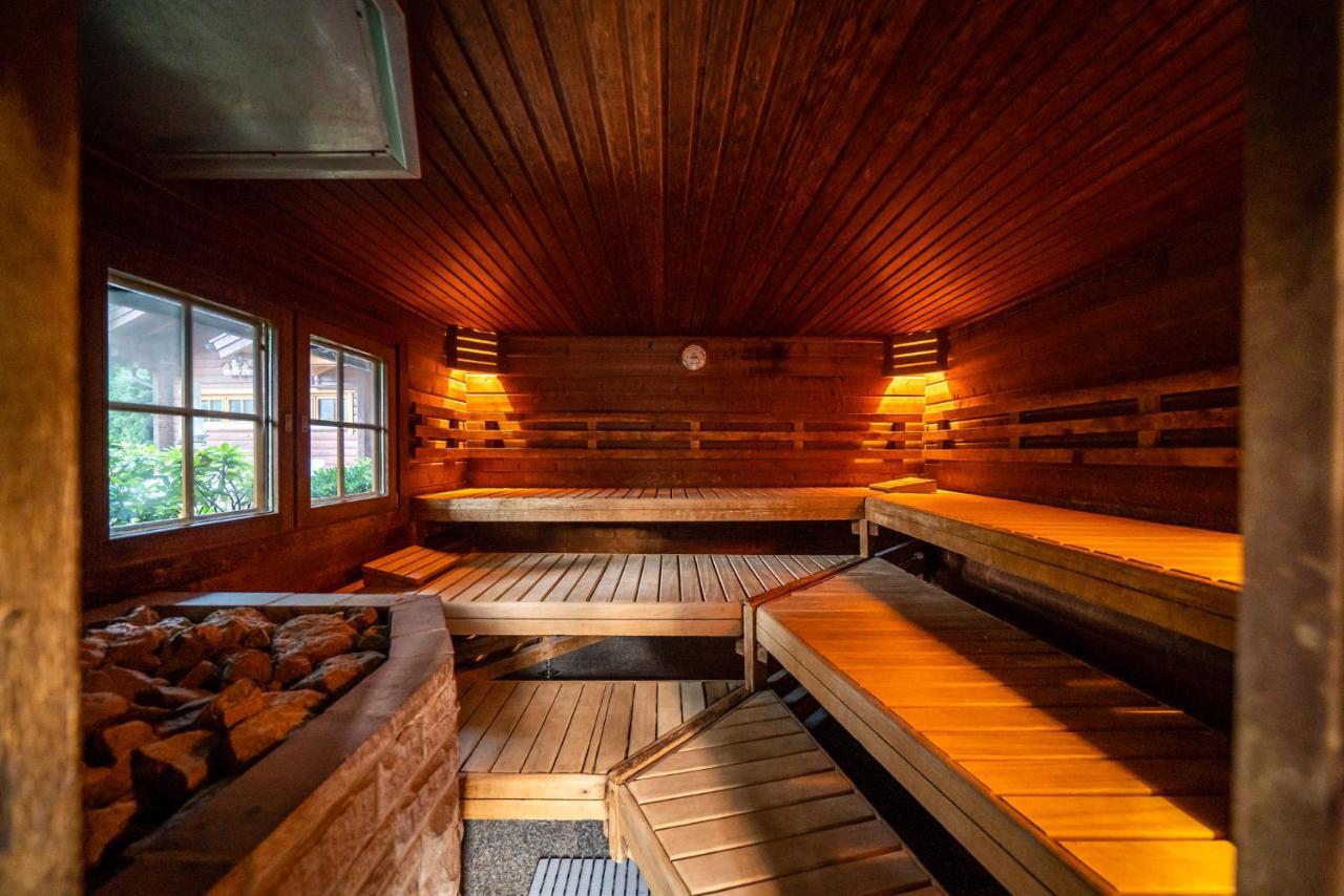 Waldhotel Tannenhaeuschen Везель Экстерьер фото