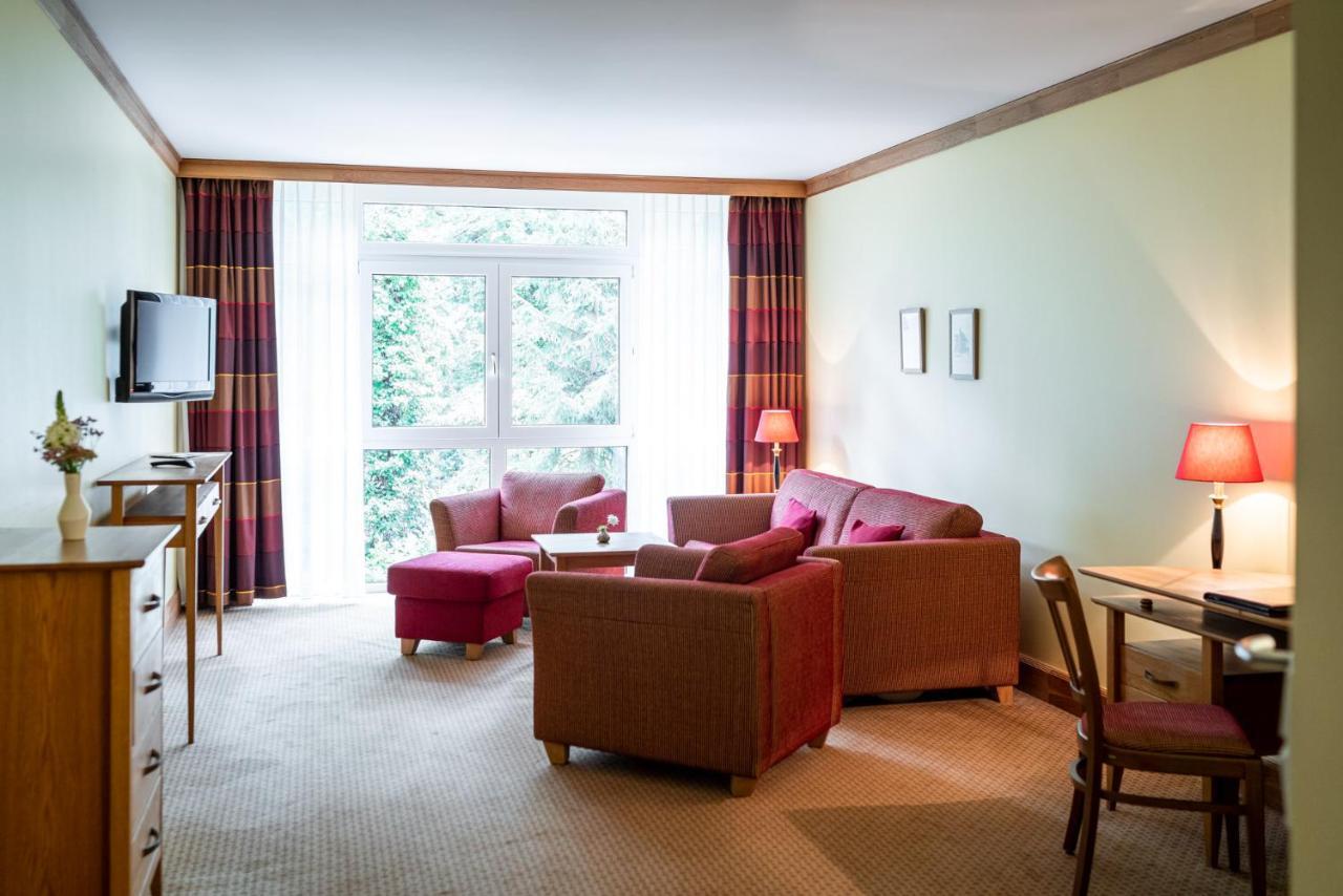 Waldhotel Tannenhaeuschen Везель Экстерьер фото